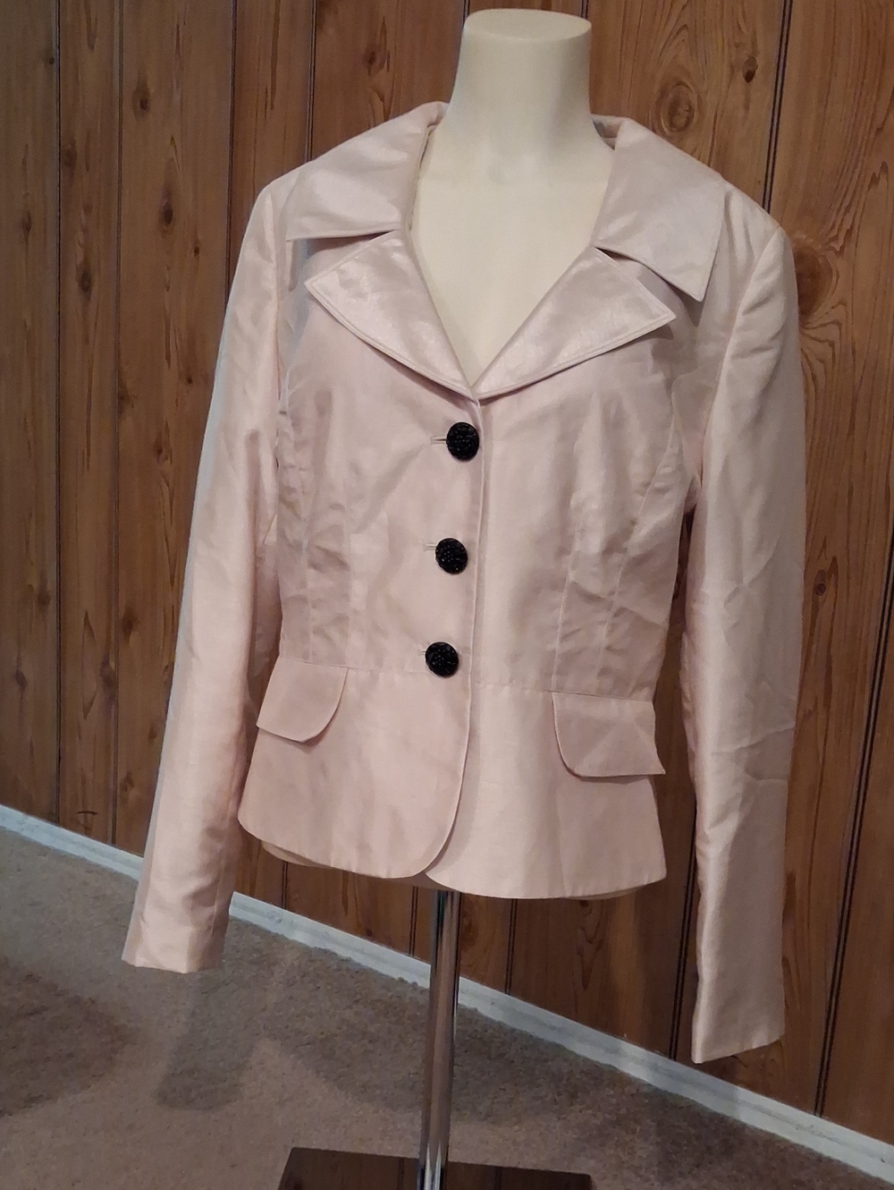 Larry Levine Pale Pink Women's Blazer with Black Buttons